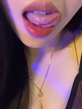 Mon monbaby online show from 11-05-25, 06:19