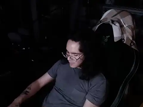 Snapshot of dorrey21 chatting on 09-12-25, 04:07 dorrey21 online show from 09-12-25, 04:07