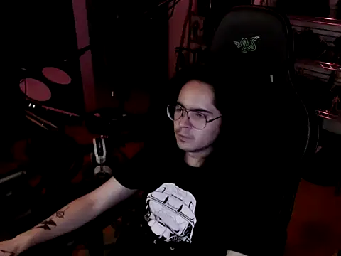 Snapshot of dorrey21 chatting on 09-15-25, 05:40 dorrey21 online show from 09-15-25, 05:40