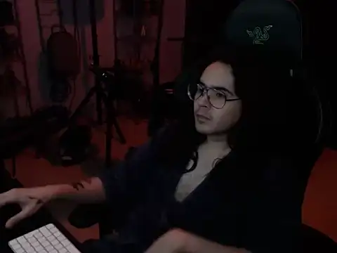 Snapshot of dorrey21 chatting on 04-04-26, 01:59 dorrey21 online show from 04-04-26, 01:59