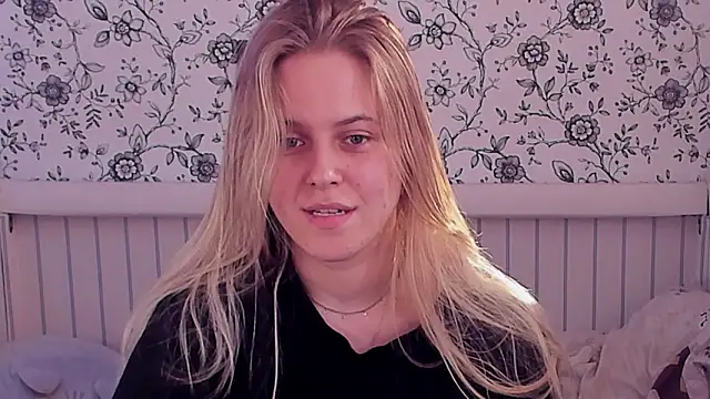 Snapshot of AngelAnty chatting on 05-11-26, 02:45 AngelAnty online show from 05-11-26, 02:45