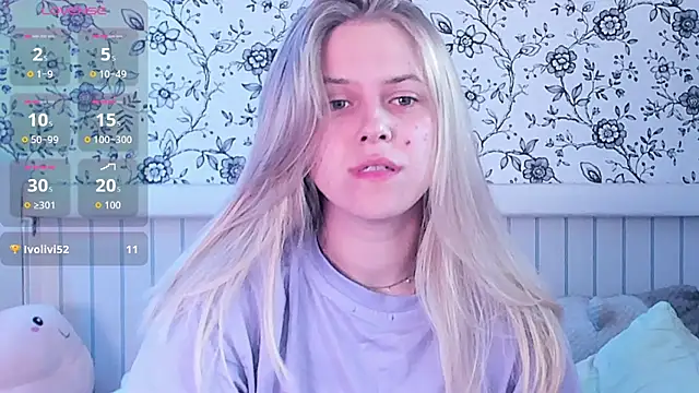 Snapshot of AngelAnty chatting on 06-19-26, 05:17 AngelAnty online show from 06-19-26, 05:17