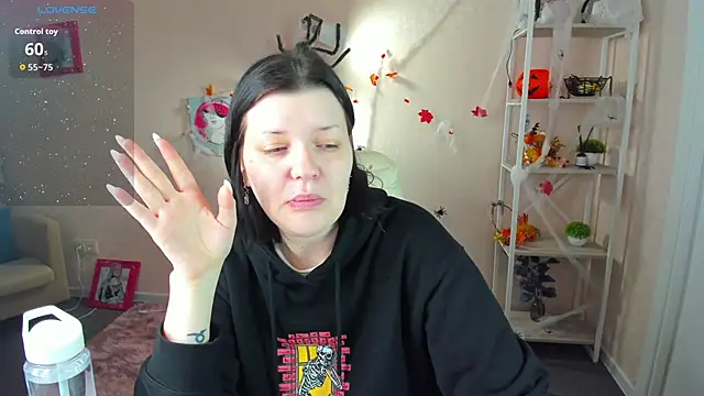 Michele Greenn online show from 11-01-25, 01:07