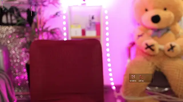 NovaHollisx online show from 03-27-26, 08:20