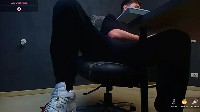 EnzoRace online show from 11-02-25, 06:38