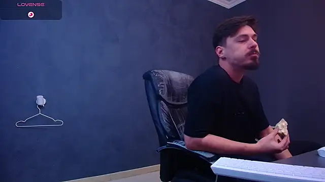 EnzoRace online show from 01-16-26, 05:11