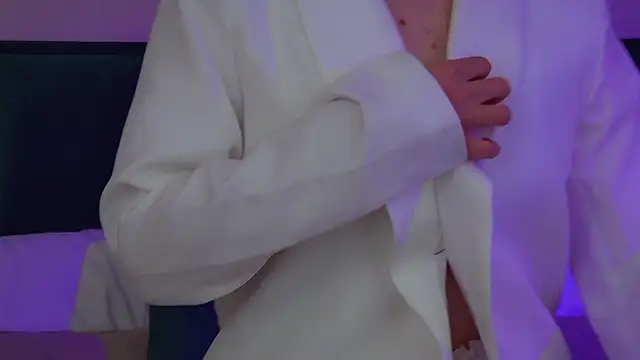 Snapshot of StacyEvances chatting on 02-22-26, 06:28 StacyEvances online show from 02-22-26, 06:28