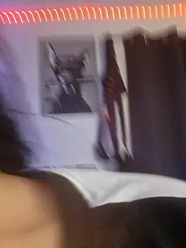 Snapshot of gypsyriot chatting on 10-22-25, 10:26 gypsyriot online show from 10-22-25, 10:26