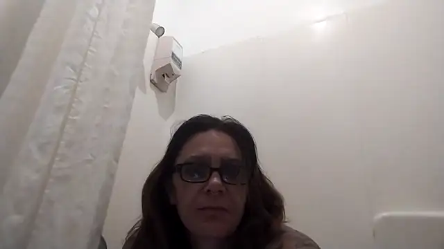 SparklesB1tch online show from 04-12-26, 09:36