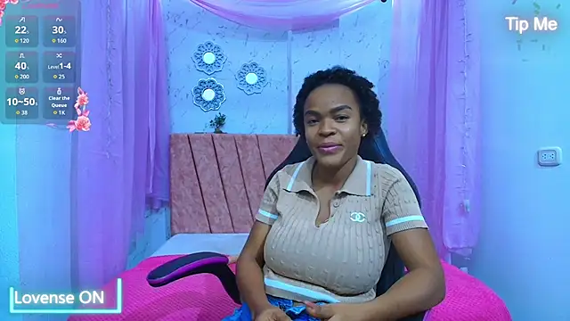 Snapshot of mia__thomson_ chatting on 05-17-26, 12:41 mia thomson online show from 05-17-26, 12:41