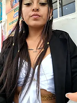 LunaHot 777 online show from 10-31-25, 03:13