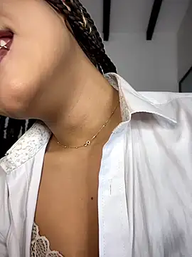 MystiqueXXX online show from 02-17-26, 01:18