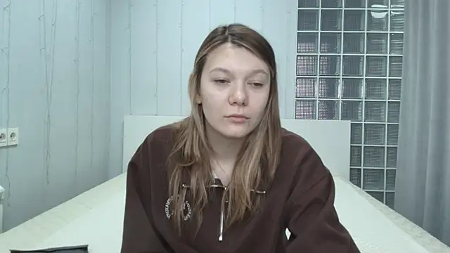 Sunny Sammy online show from 04-11-26, 01:10