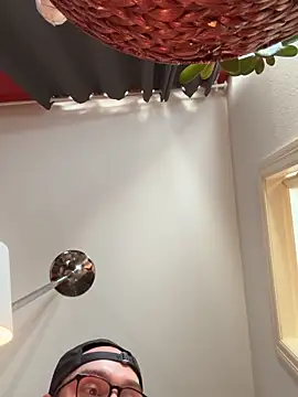 Snapshot of sinBud452 chatting on 10-03-25, 10:12 sinBud452 online show from 10-03-25, 10:12