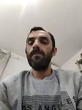 hotmen83 online show from 10-24-25, 09:00