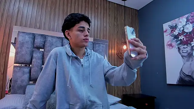 owen  johnson online show from 11-19-25, 11:54