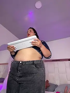 SamanthaDiamonds  online show from 09-19-25, 06:37