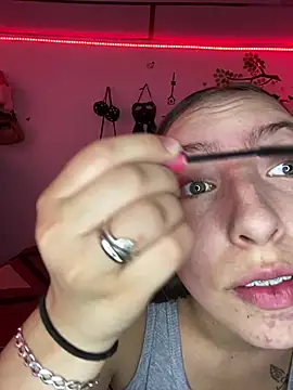 Snapshot of Tiara_19 chatting on 03-20-26, 07:19 Tiara 19 online show from 03-20-26, 07:19