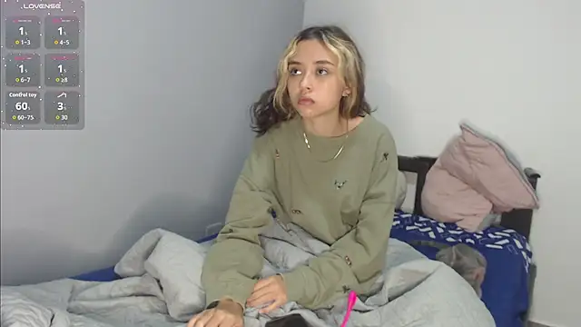 Snapshot of brisazanes chatting on 09-30-25, 02:11 brisazanes online show from 09-30-25, 02:11