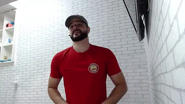 Snapshot of BombeiroHotx chatting on 01-07-26, 09:17 BombeiroHotx online show from 01-07-26, 09:17