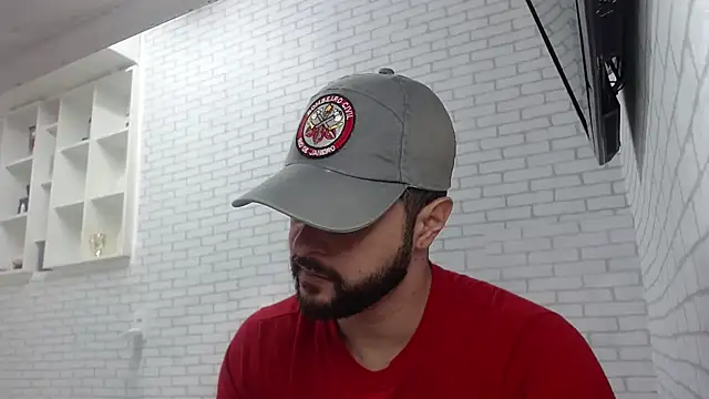 Snapshot of BombeiroHotx chatting on 01-14-26, 09:09 BombeiroHotx online show from 01-14-26, 09:09