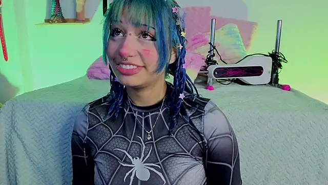 zoelight18 online show from 02-12-26, 03:23