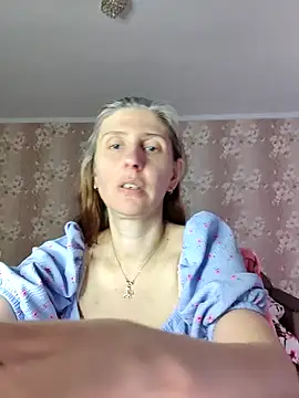 Snapshot of CandiCole chatting on 06-06-26, 03:33 CandiCole online show from 06-06-26, 03:33