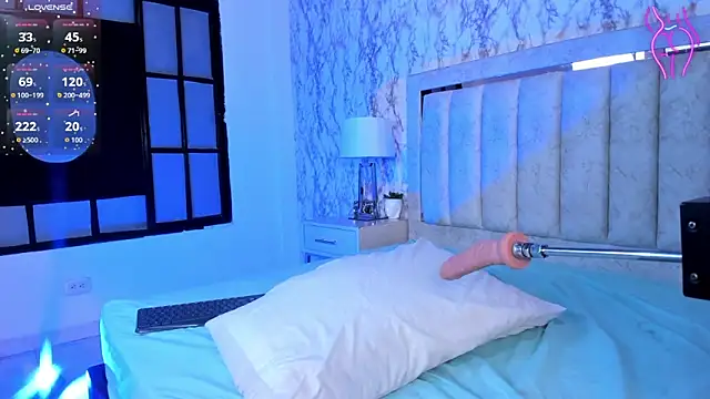 AlaiaMoretti online show from 09-23-25, 05:32