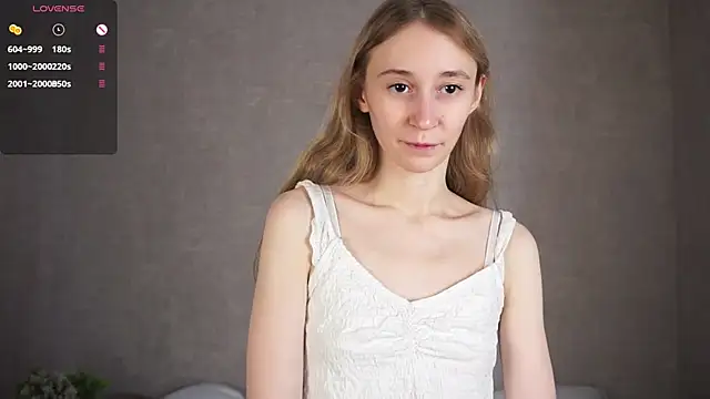 Snapshot of BeatrixHiett chatting on 09-17-25, 07:32 BeatrixHiett online show from 09-17-25, 07:32