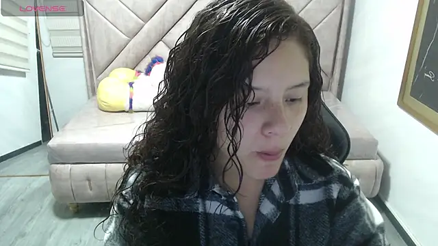 Velvet Moon V online show from 01-19-26, 01:15