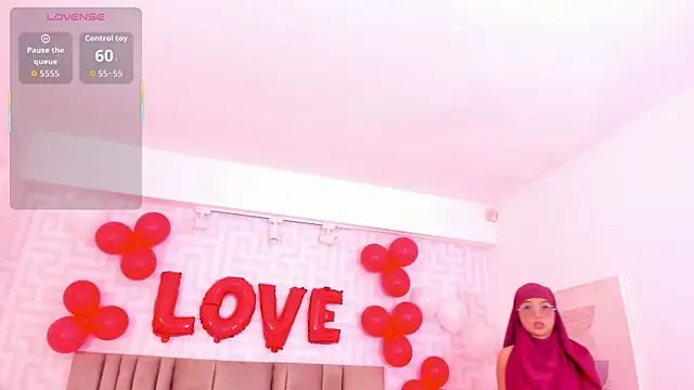 naishaa  online show from 02-14-26, 06:37