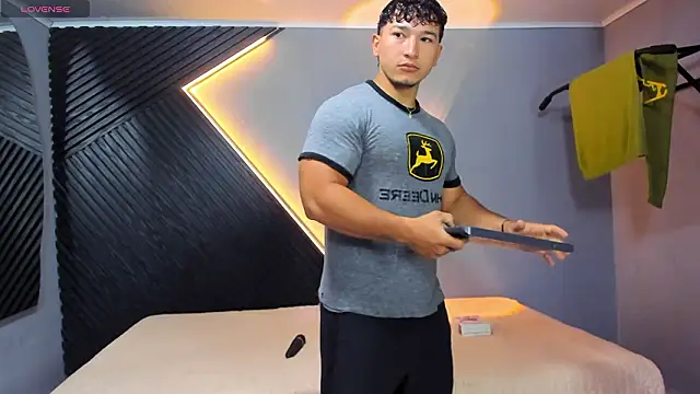 Horny nick18 online show from 03-18-26, 01:25