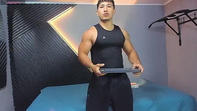 Horny nick18 online show from 03-21-26, 01:26