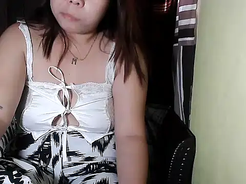 Snapshot of mimi15 chatting on 03-02-26, 07:09 mimi15 online show from 03-02-26, 07:09