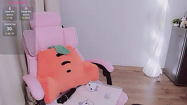 Miu-999 online show from 11-08-25, 02:12