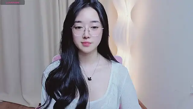 Miu-999 online show from 04-09-26, 06:19