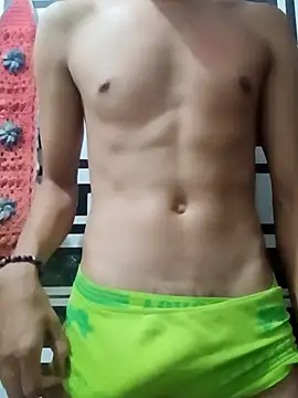 Gusttavotesudoxxvvc online show from 10-18-25, 05:46