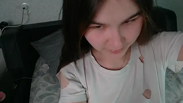 Snapshot of litle_owl chatting on 05-03-26, 02:56 litle owl online show from 05-03-26, 02:56