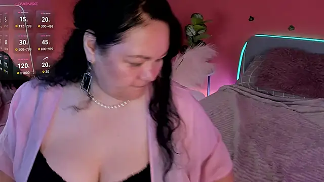 Snapshot of sandra_jackson chatting on 06-05-26, 02:51 sandra jackson online show from 06-05-26, 02:51