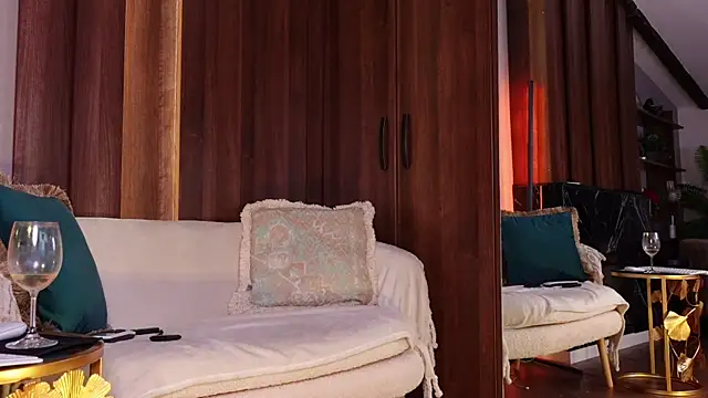 QueenMarX online show from 02-07-26, 07:50