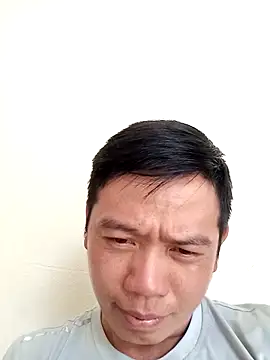 Snapshot of DungLuongg chatting on 10-27-25, 03:54 DungLuongg online show from 10-27-25, 03:54