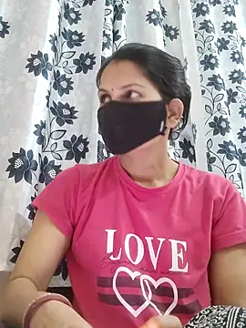 poojam93 online show from 02-25-26, 01:59