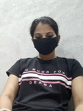Snapshot of poojam93 chatting on 06-01-26, 01:51 poojam93 online show from 06-01-26, 01:51