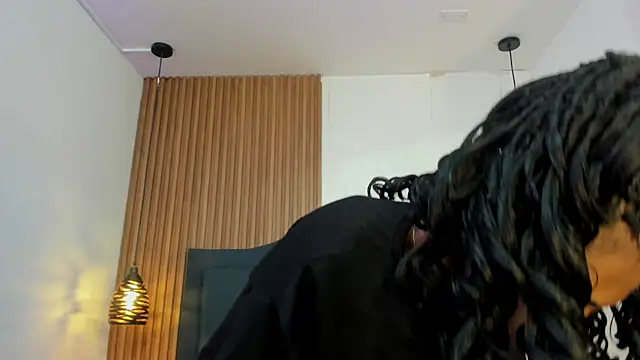 Snapshot of Johan_gz_ chatting on 04-29-26, 11:36 Johan gz online show from 04-29-26, 11:36