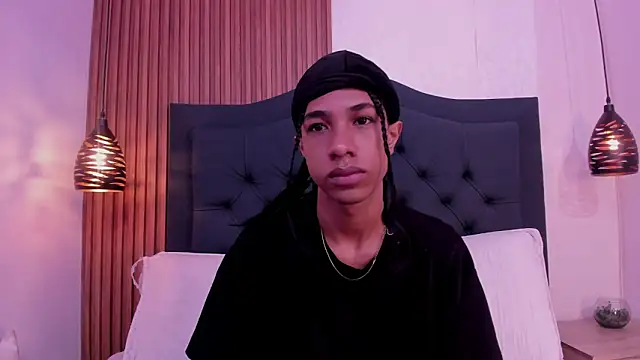 Snapshot of Johan_gz_ chatting on 05-06-26, 11:37 Johan gz online show from 05-06-26, 11:37