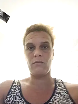 sarahkat86 online show from 11-04-25, 01:59