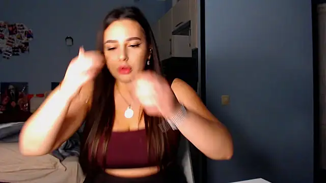 NikiWhite online show from 09-24-25, 10:24