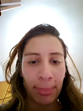 aytanna torrez online show from 11-12-25, 05:02