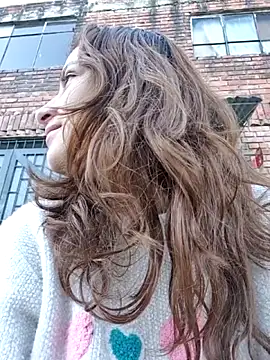 aytanna torrez online show from 11-21-25, 11:20