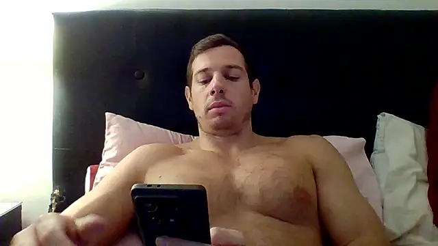 luca23millo90 online show from 04-09-26, 09:42